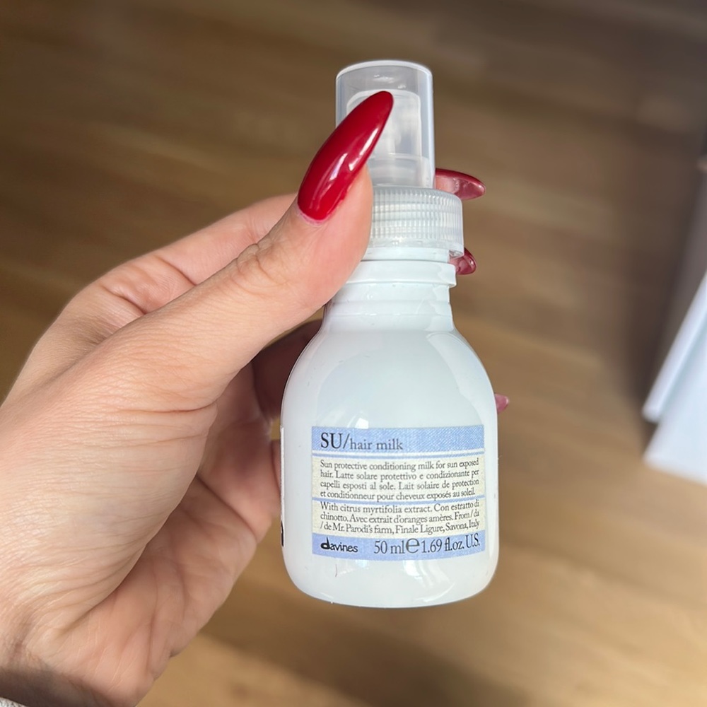Davines SU hair milk
